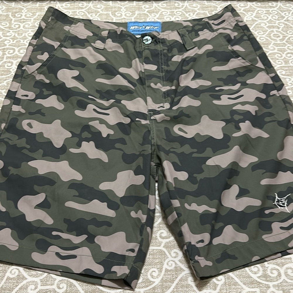 Mens whitewaterlife.com shorts new sz 34